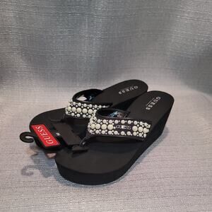 Guess Women's Silas Platform Embellished Pearl Sandal Thong Flipflop SZ 7 10